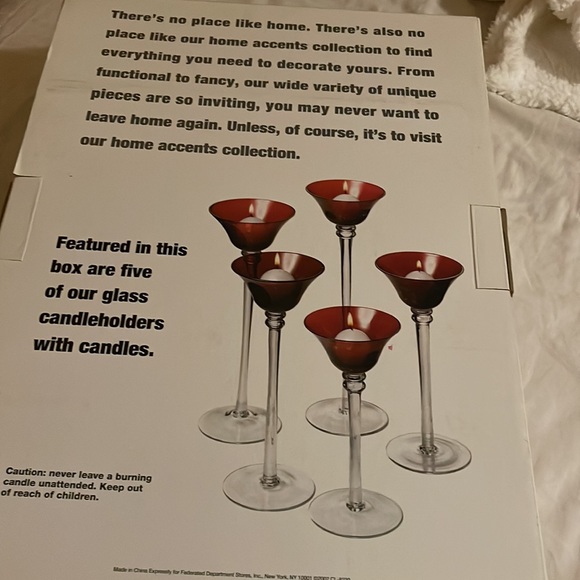 5 Glass Candleholders with Candles. - Picture 4 of 4